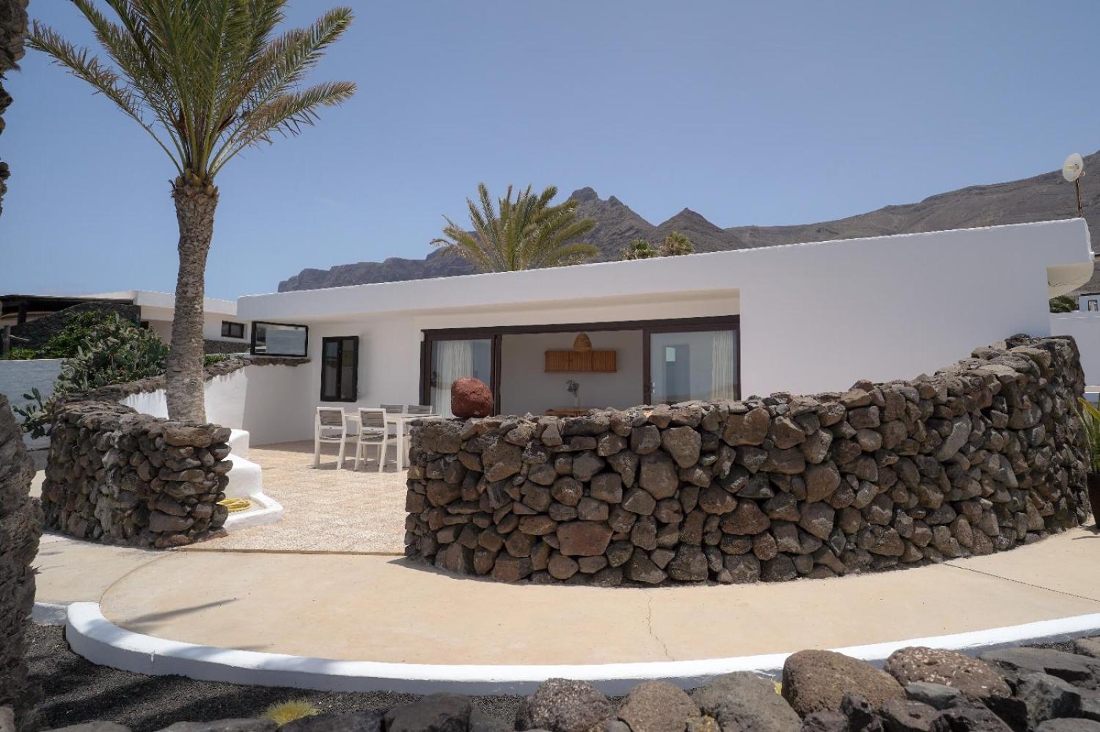 Bungalow Con Vistas Al Mar Фамара Екстериор снимка